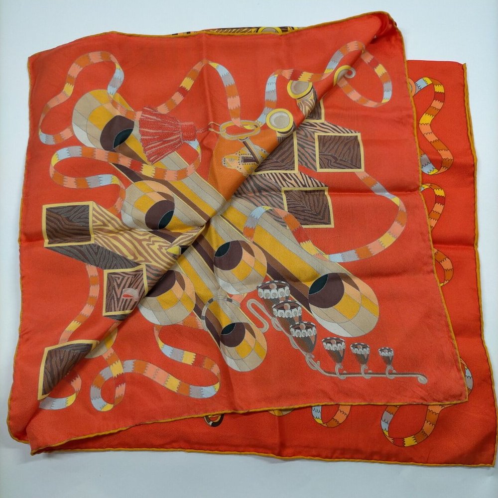 Hermes scarf Carre 90 Oranges Silk100% - Picture 9 of 11
